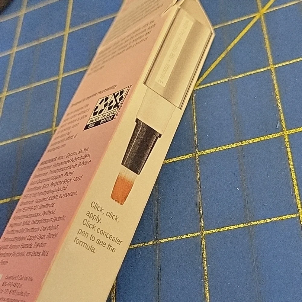 Neutrogena Glow Perfector Pen 2.83g New In Box